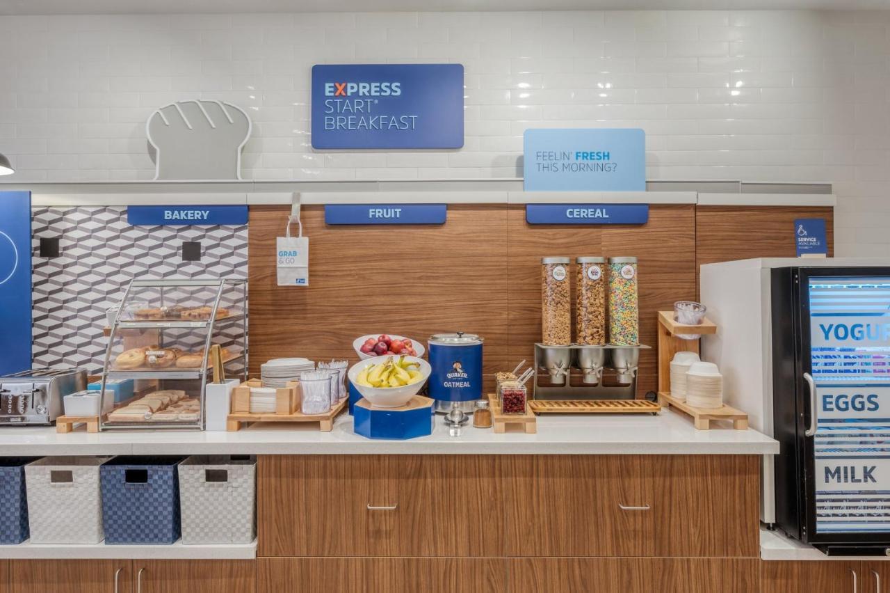 Holiday Inn Express Troy By Ihg Exteriér fotografie