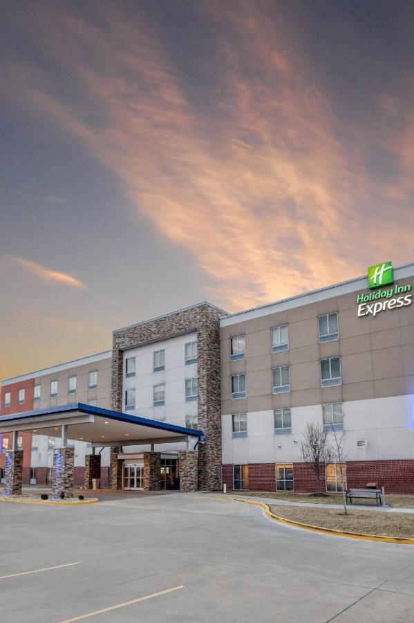 Holiday Inn Express Troy By Ihg Exteriér fotografie